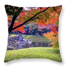 Load image into Gallery viewer, Shinjuku Gyoen - Throw Pillow
