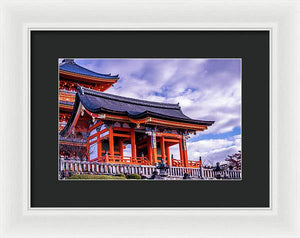 Entrance to Kiyomizu-dera Temple