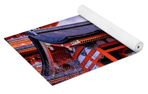 Entrance to Kiyomizu-dera Temple