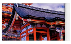 Entrance to Kiyomizu-dera Temple