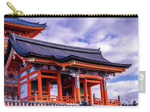 Entrance to Kiyomizu-dera Temple