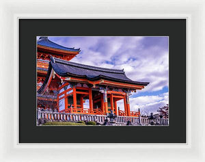 Entrance to Kiyomizu-dera Temple