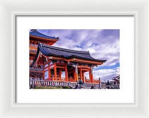 Entrance to Kiyomizu-dera Temple