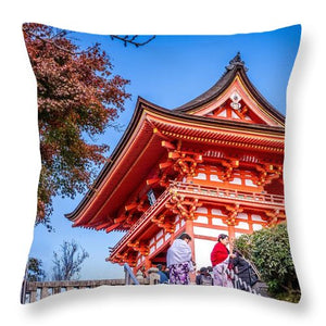 Kiyomizu-dera Temple